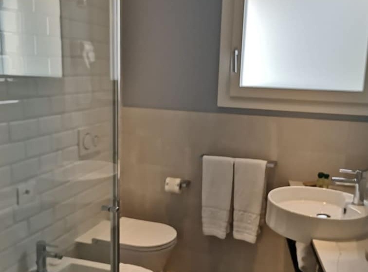 هتل Madrigale Panoramic Lifestyle & Soulful