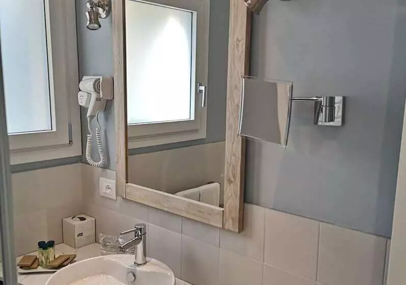 Отель Madrigale Panoramic Lifestyle & Soulful