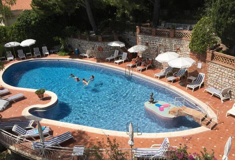 ホテル Mediterranee