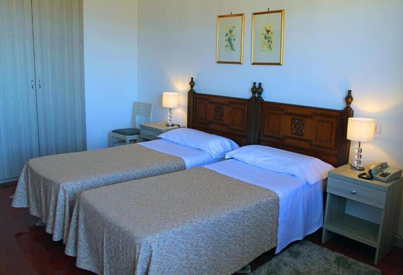 ホテル Mediterranee