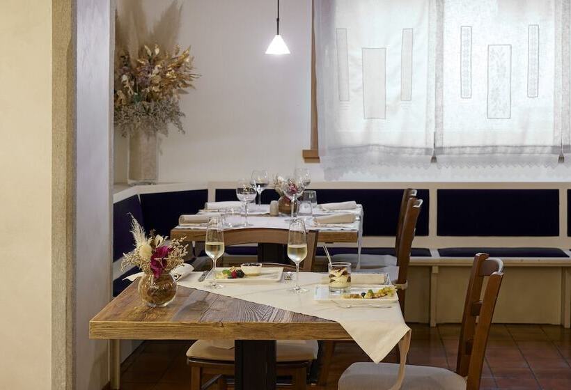 בית מלון כפרי Rezia