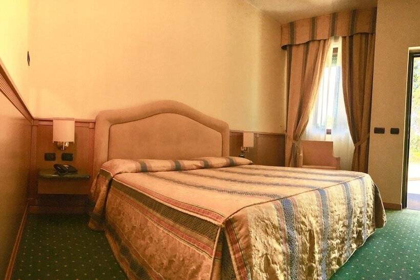 فندق على الطريق Airport Hotel Malpensa