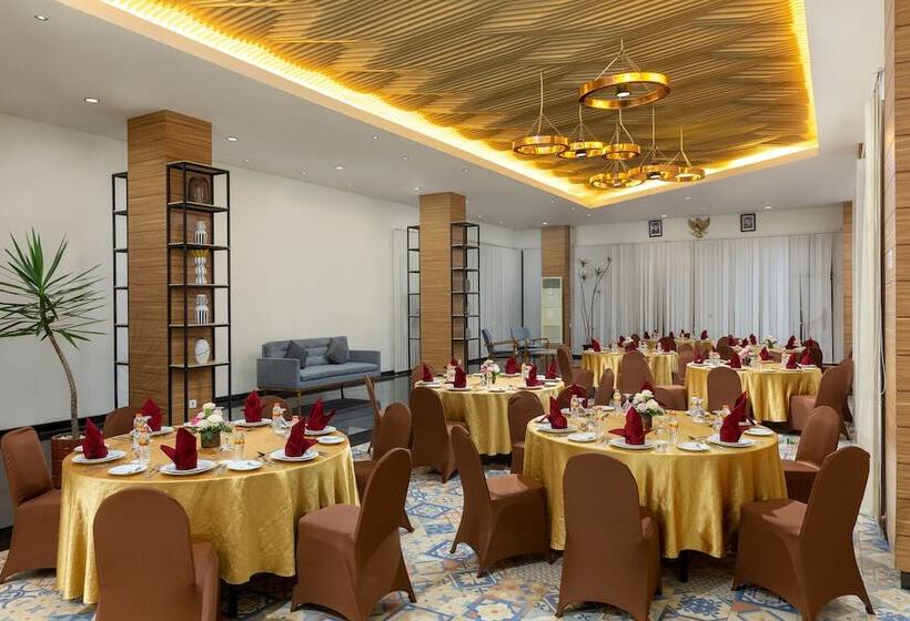 호텔 Swissbelinn Gajah Mada Medan