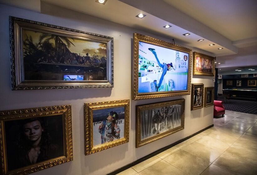 هتل Bariloche Suites