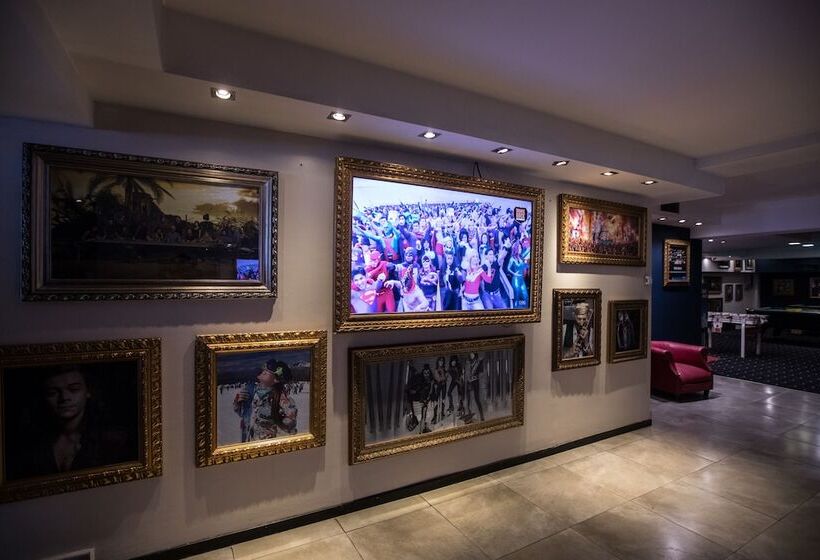 هتل Bariloche Suites