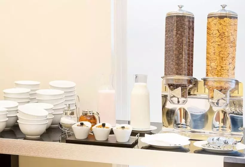 Nobile Hotel Estación Central