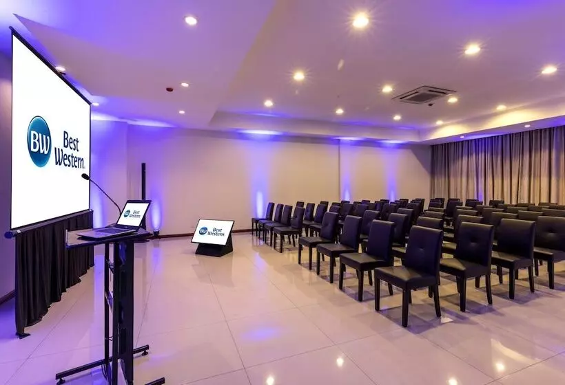 Nobile Hotel Estación Central