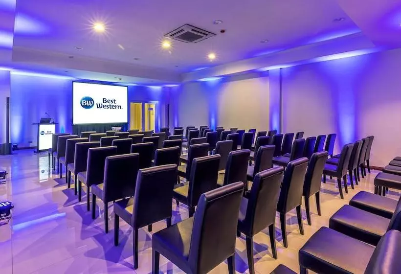 Nobile Hotel Estación Central