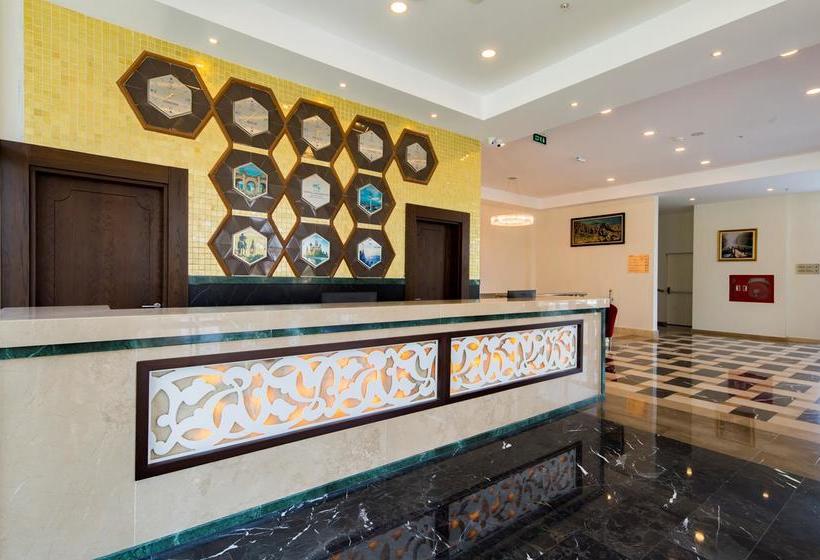 فندق Crystal Waterworld Park