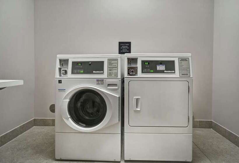 فندق Hilton Garden Inn Lansing West