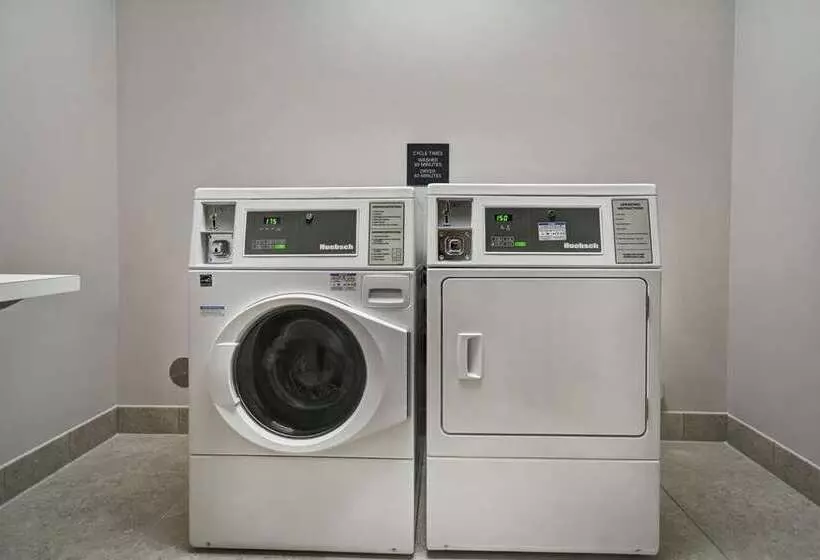 Hotelli Hilton Garden Inn Lansing West