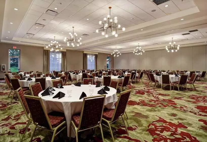 Hotelli Hilton Garden Inn Lansing West