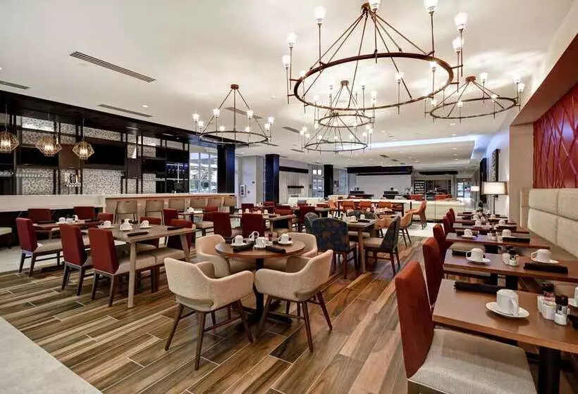 Hotelli Hilton Garden Inn Lansing West