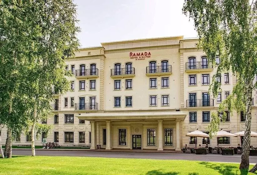 Ramada Hotel & Suites By Wyndham Novosibirsk Zhukovka