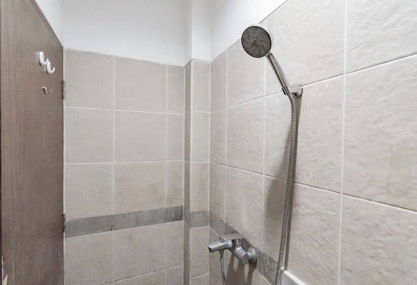 בית מלון כפרי Reddoorz At Dago Asri 3