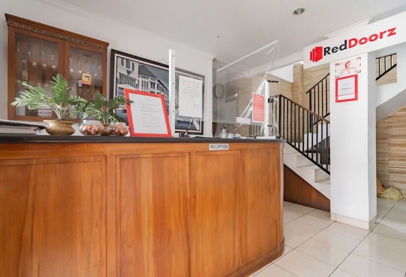 בית מלון כפרי Reddoorz At Dago Asri 3