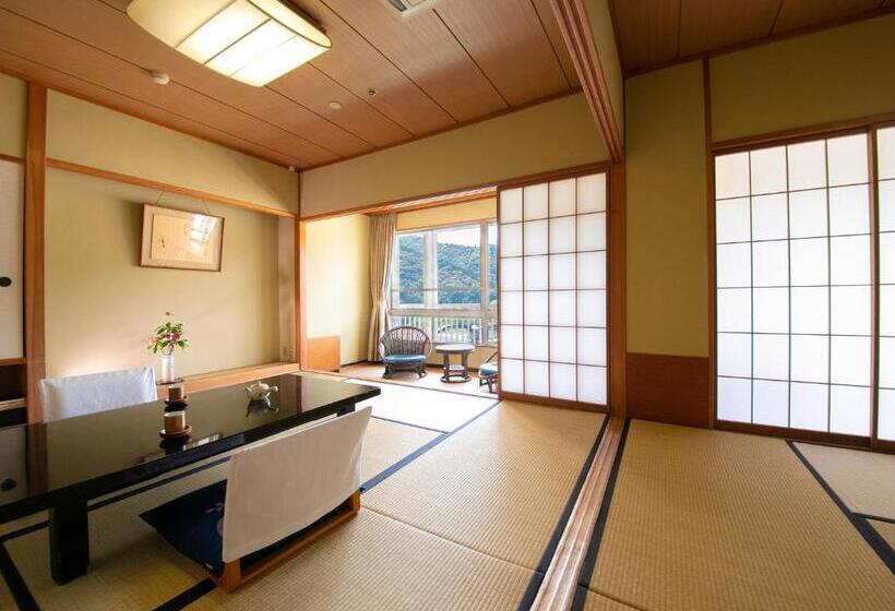 Otel Iwakuni Kokusai Kanko