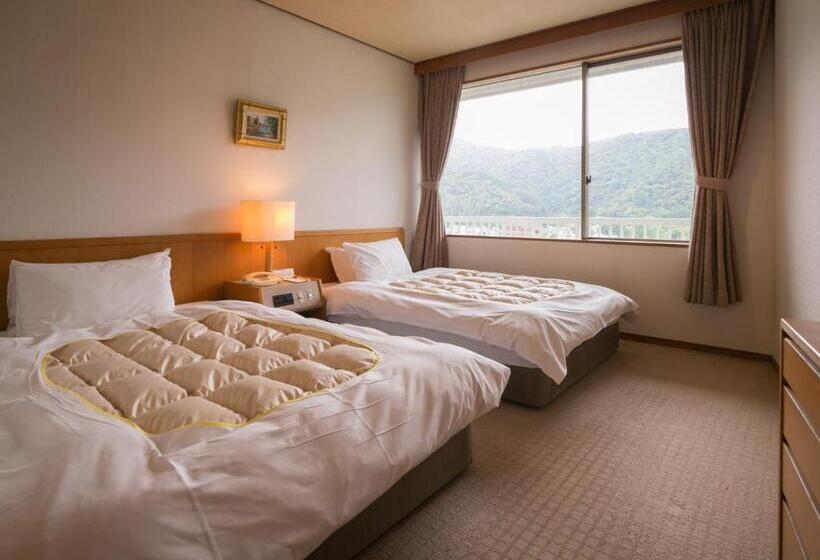 Otel Iwakuni Kokusai Kanko