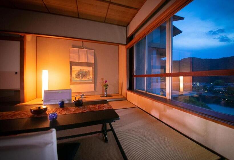 Otel Iwakuni Kokusai Kanko