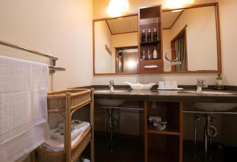 Otel Iwakuni Kokusai Kanko