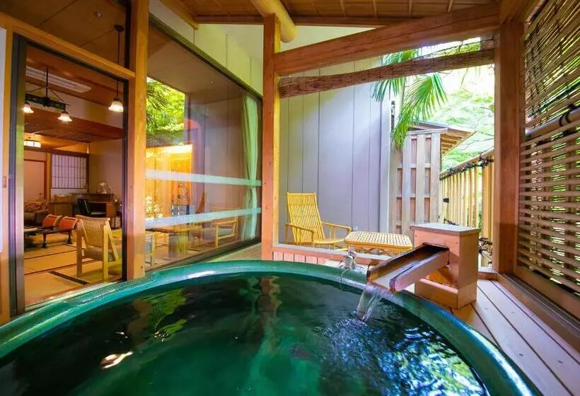 هتل Iwakuni Kokusai Kanko