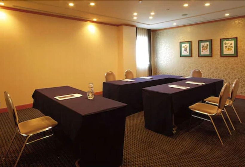 فندق Kokusai 21 International