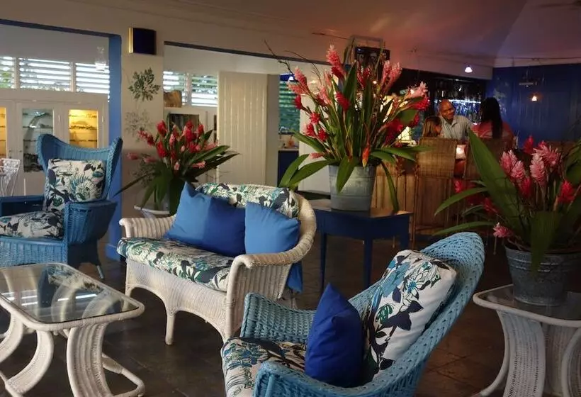 هتل Mockingbird Hill