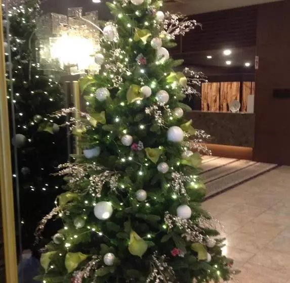 בית מלון כפרי Okayama Plaza