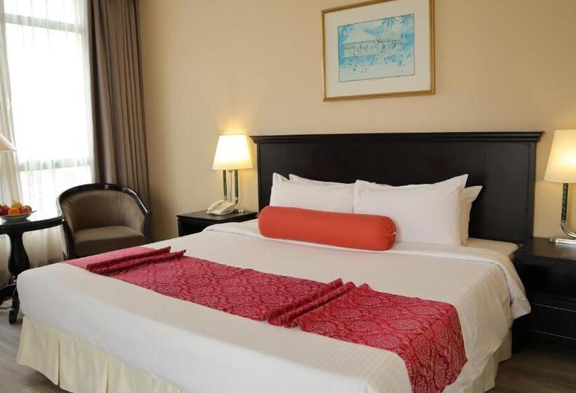 호텔 Berjaya Penang