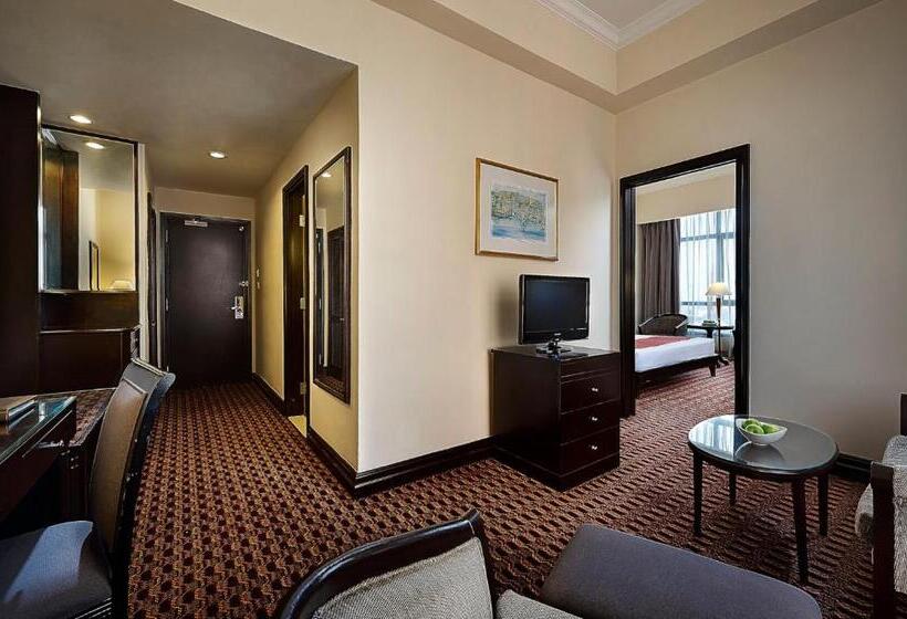 호텔 Berjaya Penang