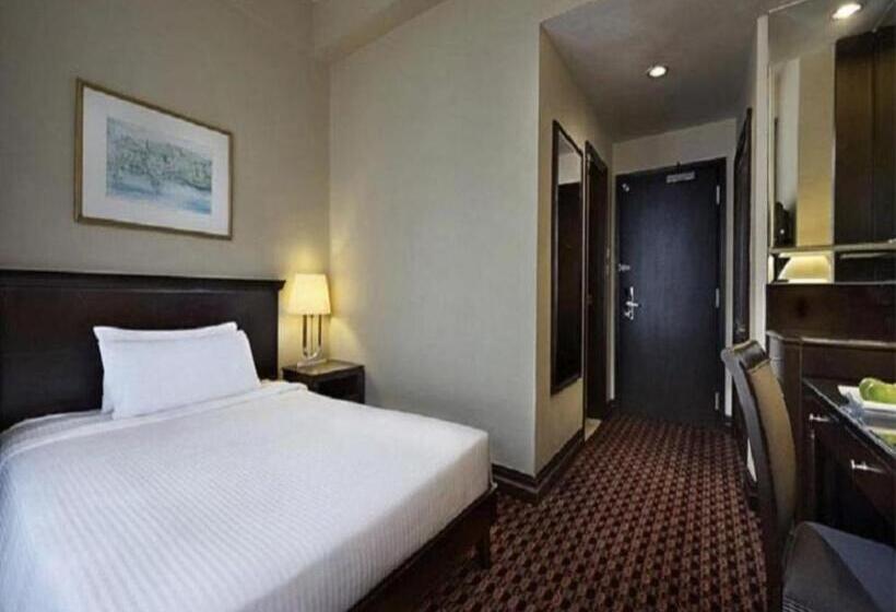 호텔 Berjaya Penang