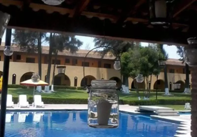 هتل Casa Cantarranas