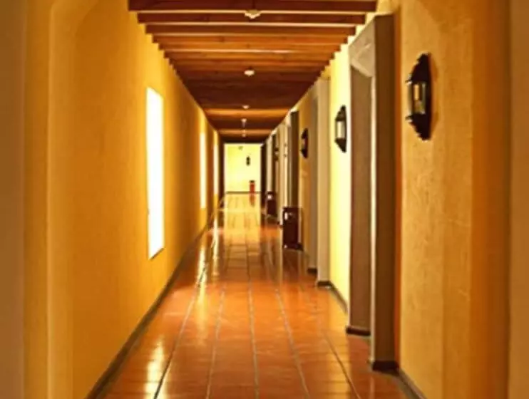 هتل Casa Cantarranas