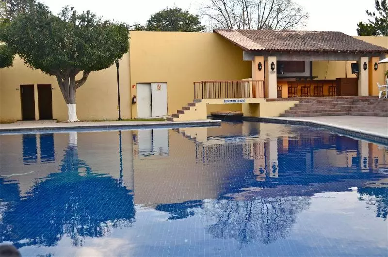 هتل Casa Cantarranas