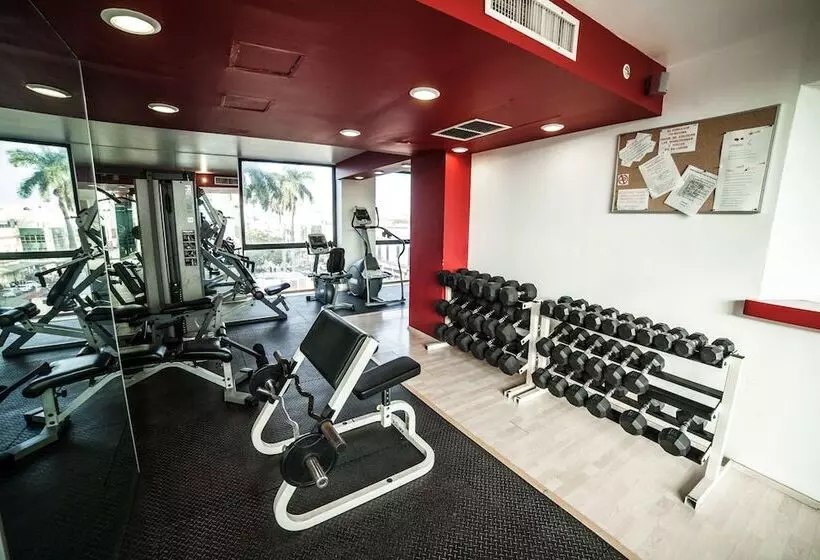 Отель Inglaterra