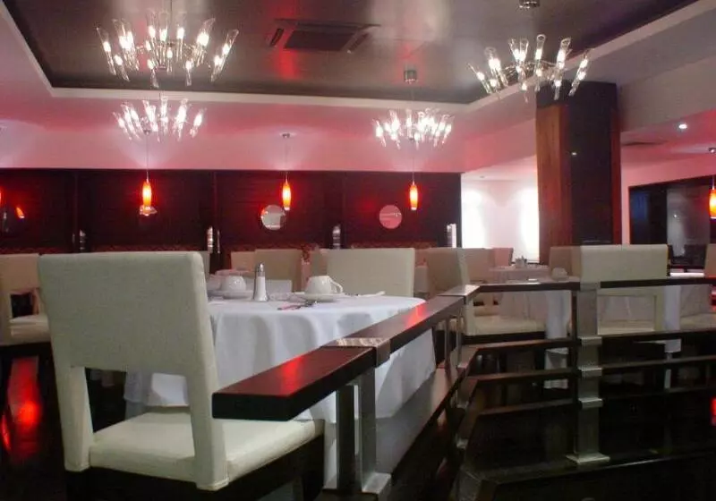 Отель Inglaterra