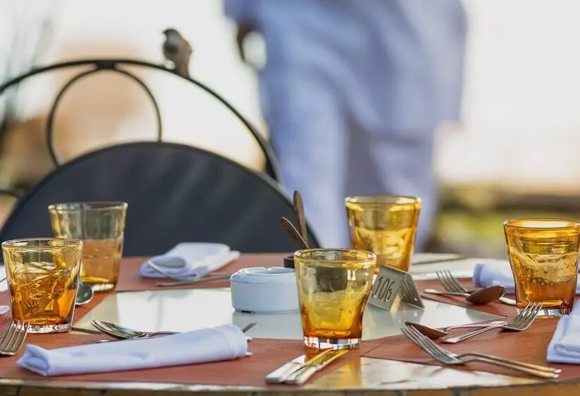 Hotel Shandrani Beachcomber Resort & Spa