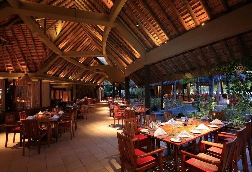 هتل Shandrani Beachcomber Resort & Spa