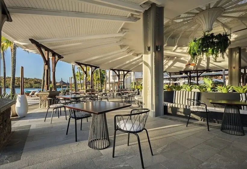 هتل Shandrani Beachcomber Resort & Spa