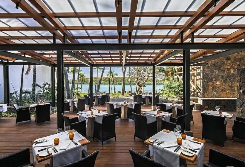 هتل Shandrani Beachcomber Resort & Spa