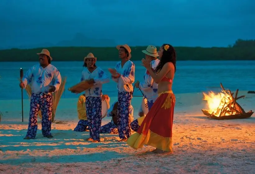 هتل Shandrani Beachcomber Resort & Spa