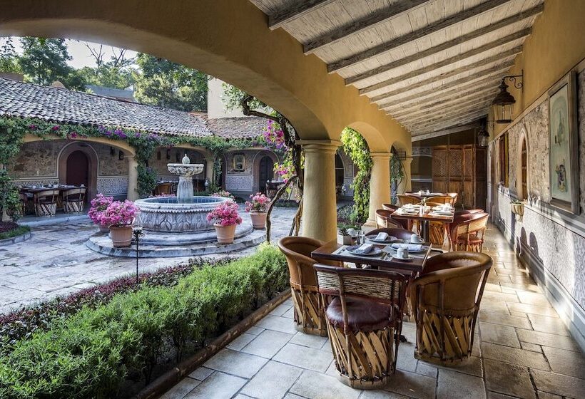 هتل Villa Santa Monica