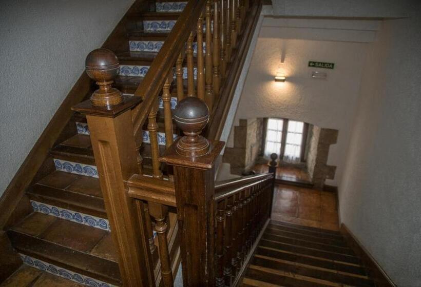 客栈  Posada De Roncesvalles