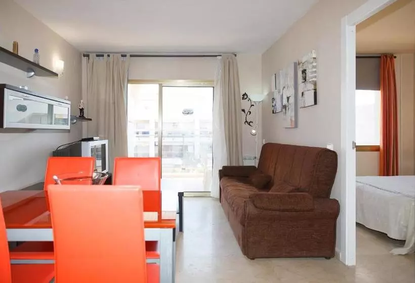 Uhc Michelangelo Apartments