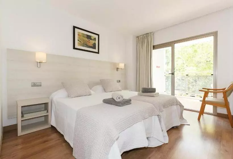 Uhc Michelangelo Apartments