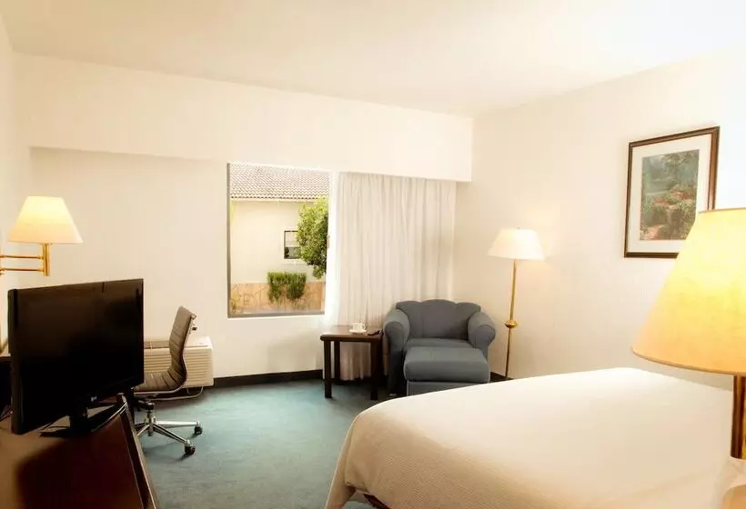 ホテル Fiesta Inn Monclova