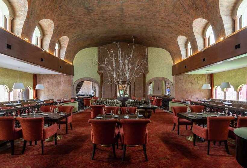 هتل Hilton San Luis Potosi