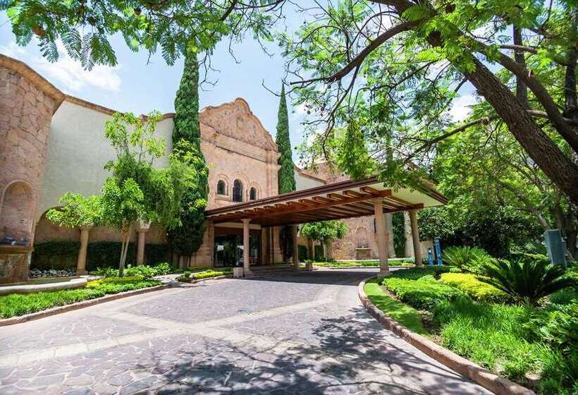 هتل Hilton San Luis Potosi