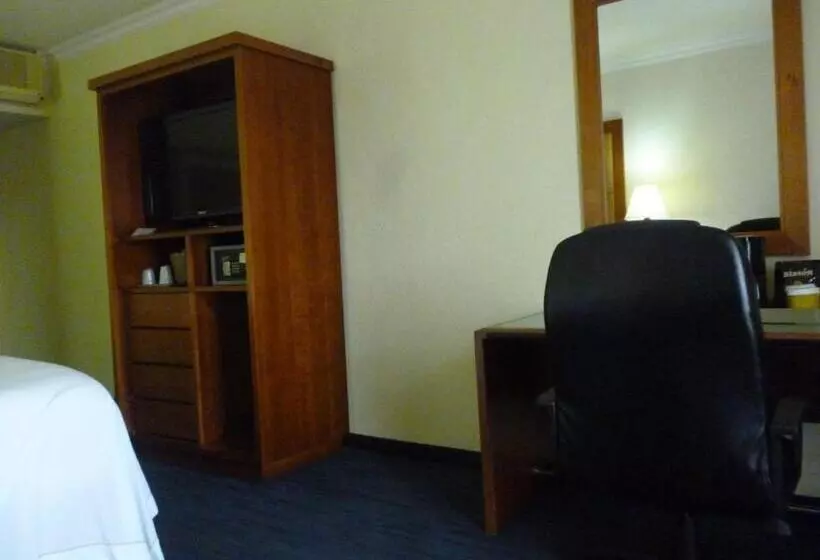 هتل Holiday Inn Express Oaxaca Centro Historico, An Ihg