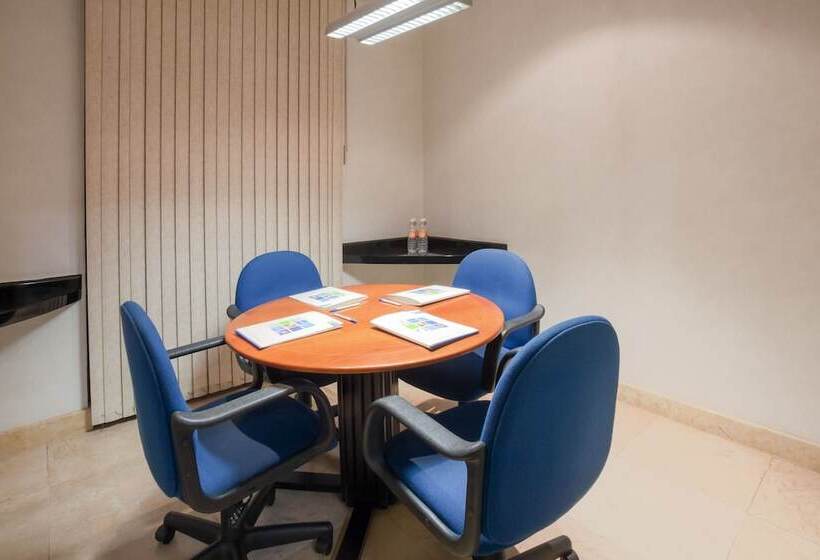 فندق Holiday Inn Express Oaxaca   Centro Historico, An Ihg